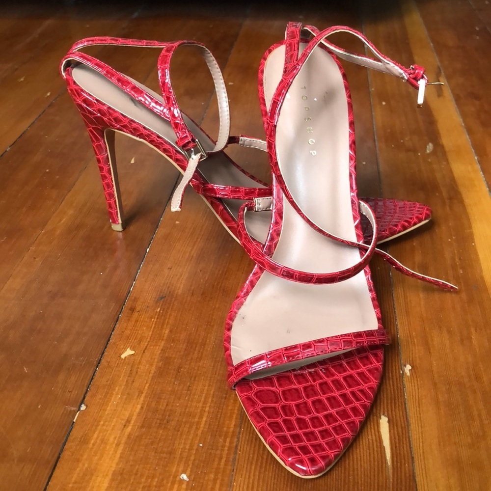 TOP SHOP WOMEN’S SOLAR STRAPPY POINT HEEELS RED